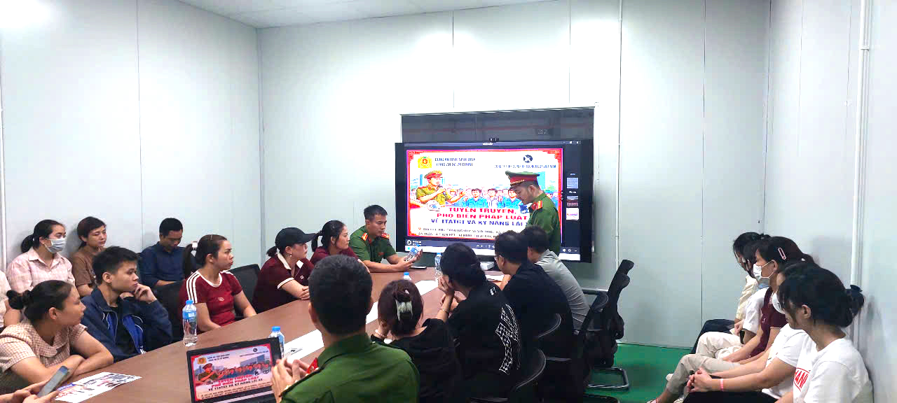 tuyentruyenantoangiaothongtaiccnyenduong2