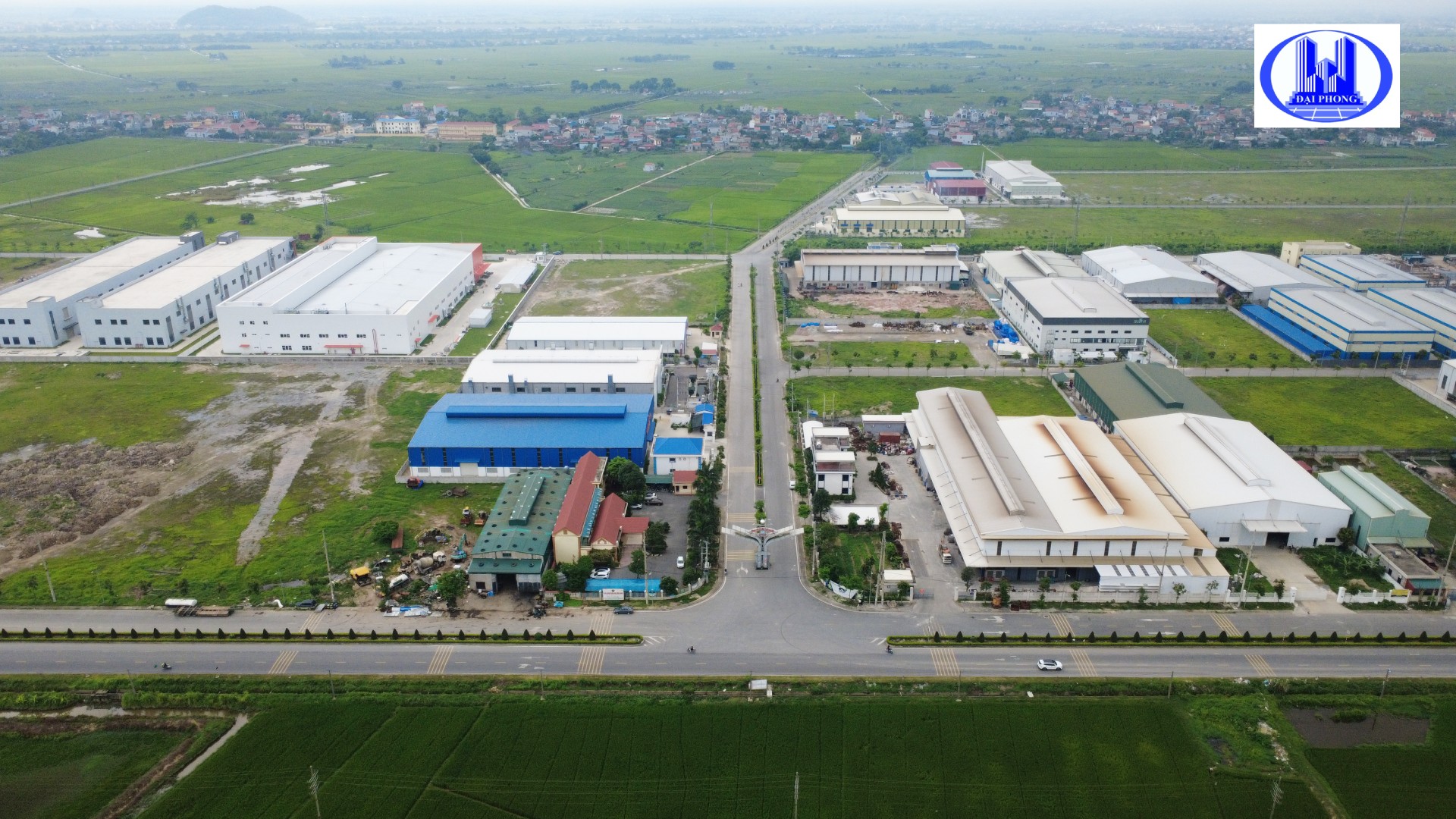 Toàn cảnh Cụm công nghiệp Yên Dương nhìn từ trên cao với cơ sở hạ tầng hiện đại, cây xanh bao quanh và quy hoạch khoa học.